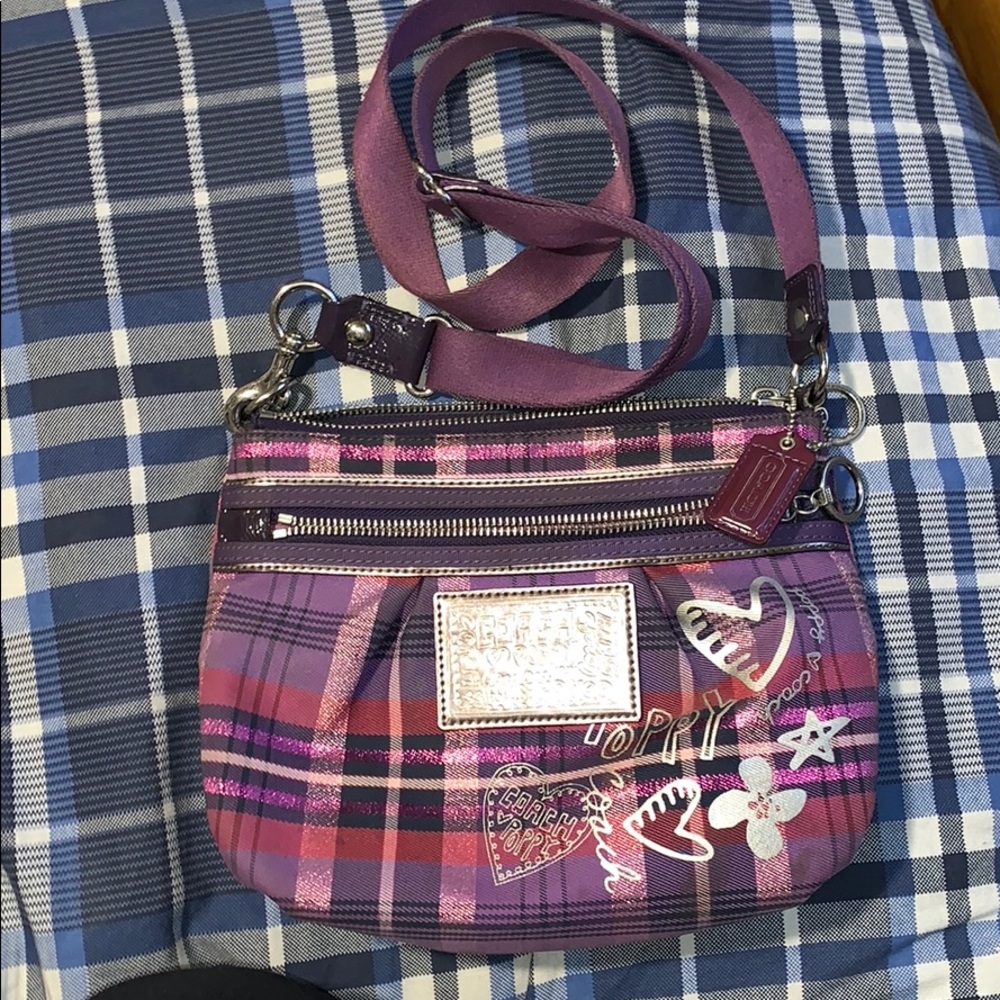 Coach poppy crossbody bag .